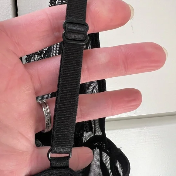 7 til Midnight black on black polka dot and purple cami and panty set. Size S/M - Picture 9 of 11